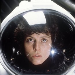 Alien (Director's Cut) / Sigourney Weaver Poster