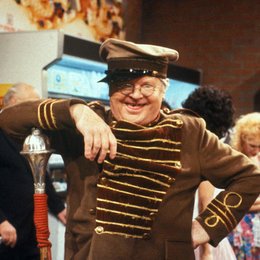 Benny Hill Show, Die Poster