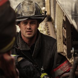 Chicago Fire / Chicago Fire (1. Staffel) / Taylor Kinney Poster