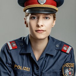 CopStories (1. Staffel, 10 Folgen) / Cornelia Ivancan Poster