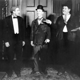 Dick & Doof sprechen deutsch: Spuk um Mitternacht / Stan Laurel / Oliver Hardy Poster