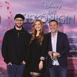 Premiere von »Die Eiskönigin 2«. Mit dabei waren YouTuberin Lara Loft (Bildmitte), Mark Forster (l.) und Roger Crotti Poster