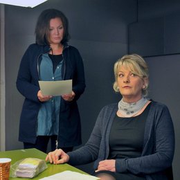 starkes Team: Prager Frühling, Ein (ZDF) / Maja Maranow / Saskia Vester Poster