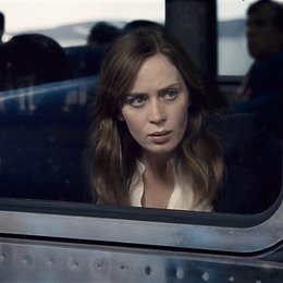 Girl on the Train, The Poster