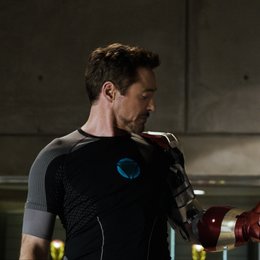 Iron Man 3 / Robert Downey Jr. Poster