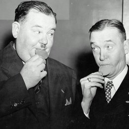 Laurel & Hardy - Die komische Liebesgeschichte von Dick & Doof Poster