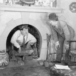 Laurel & Hardy - Panik auf der Leiter & Unschuldig hinter Gittern & Two Tars & Angora Love Poster