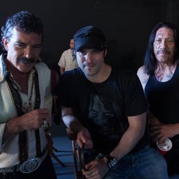 Machete Kills / Set / Antonio Banderas / Robert Rodriguez / Danny Trejo Poster
