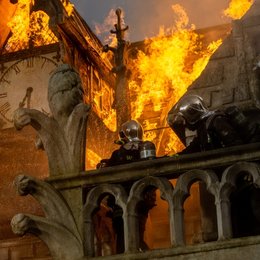 Notre-Dame in Flammen Poster