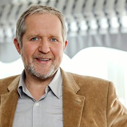 Paul Kemp - Alles kein Problem (ORF / ARD) / Paul Kemp - Alles kein Problem (1. Staffel, 13 Folgen) / Harald Krassnitzer Poster