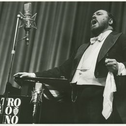 Pavarotti Poster