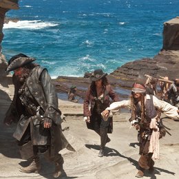 Pirates of the Caribbean - Fremde Gezeiten / Ian McShane / Johnny Depp Poster