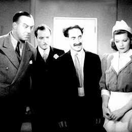 Marx Brothers - Room Service: Zimmerdienst, Die / Groucho Marx Poster