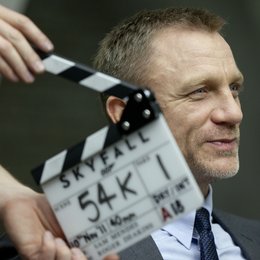 Skyfall / Set / Daniel Craig Poster