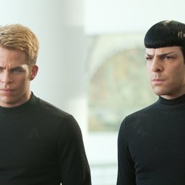 Star Trek Into Darkness / Chris Pine / Zachary Quinto Poster