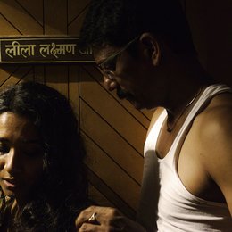 Sunrise / Tannishtha Chatterjee / Adil Hussain Poster