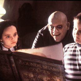Addams Family, The / Christina Ricci / Christopher Lloyd / Jimmy Workman Poster