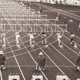 Golden Games - Die Geschichte der Olympischen Spiele von 1896 - 2000, The Poster