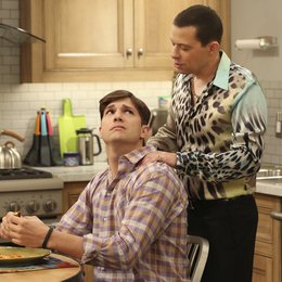 Two and a Half Men - Die komplette elfte Staffel Poster