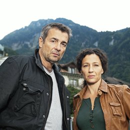 Tatort: Hanglage mit Aussicht (Schweizer Radio und Fernsehen (SRF)) / Gabor Biedermann Poster