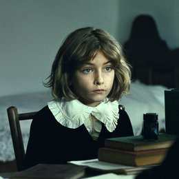 Childhood of a Leader, The Poster