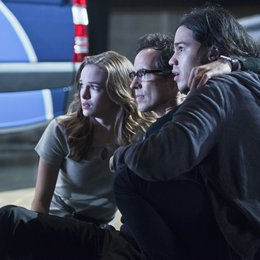 Flash, The / Danielle Panabaker / Carlos Valdes / Tom Cavanagh Poster