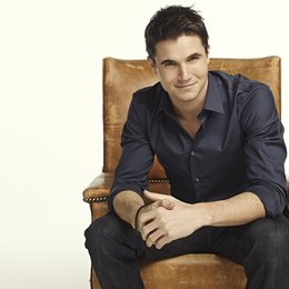 Tomorrow People, The / Robbie Amell Poster