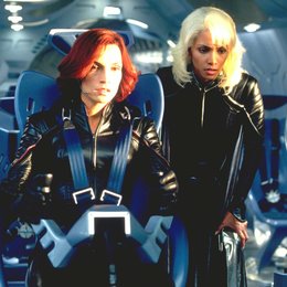 X-Men 2 / Famke Janssen / Halle Berry Poster