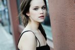 Emilia Schüle Emilia Schüle