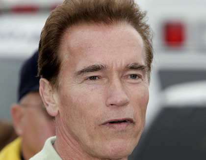 Schwarzenegger Legt Sich Mit Der Drogenmafia An Kino De