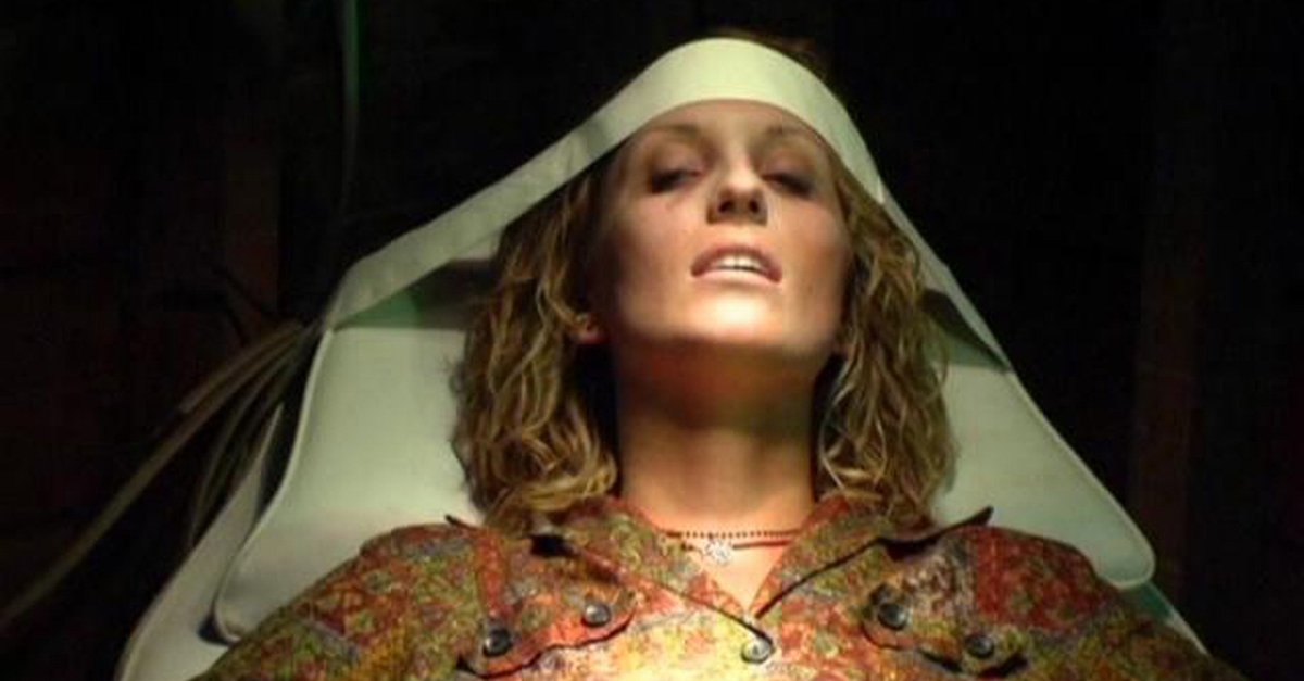 A Brush with Death · Film 2009 · Trailer · Kritik