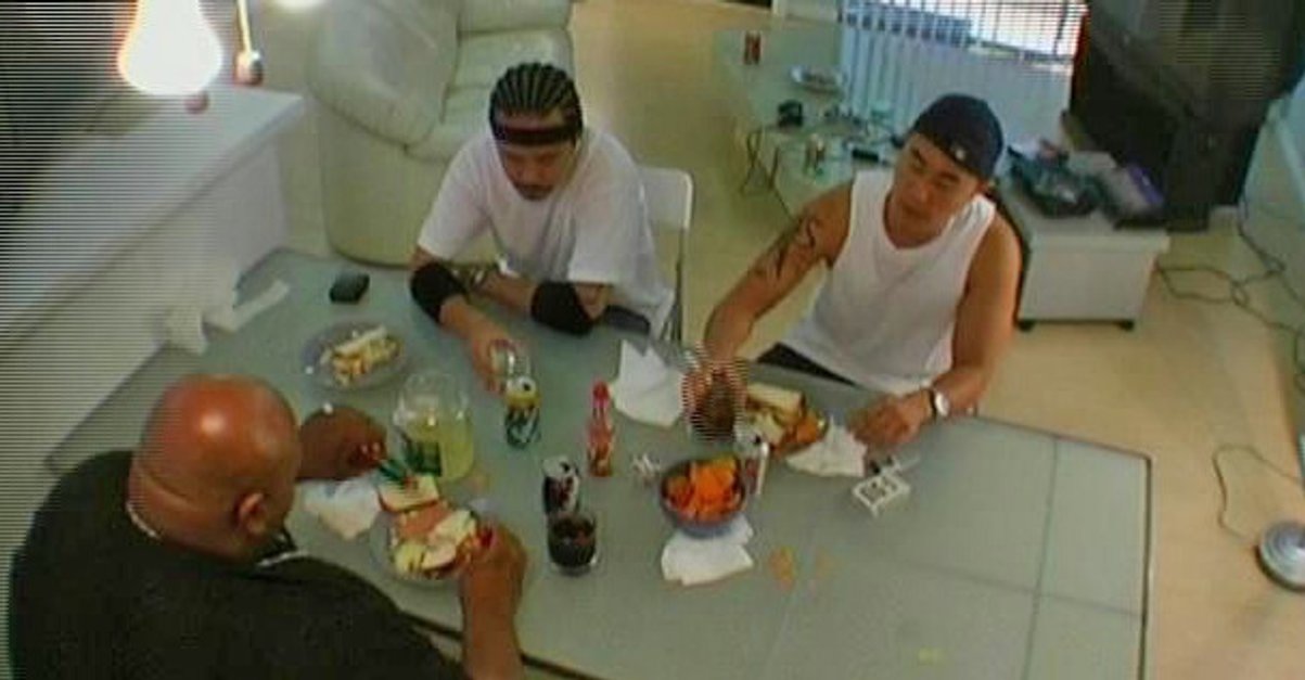 Cake · Film 2005 · Trailer · Kritik