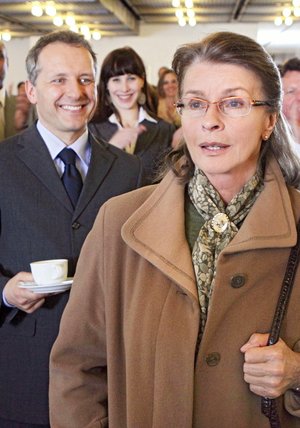 Frau Böhm sagt nein Film (2009) · Trailer · Kritik · KINO.de