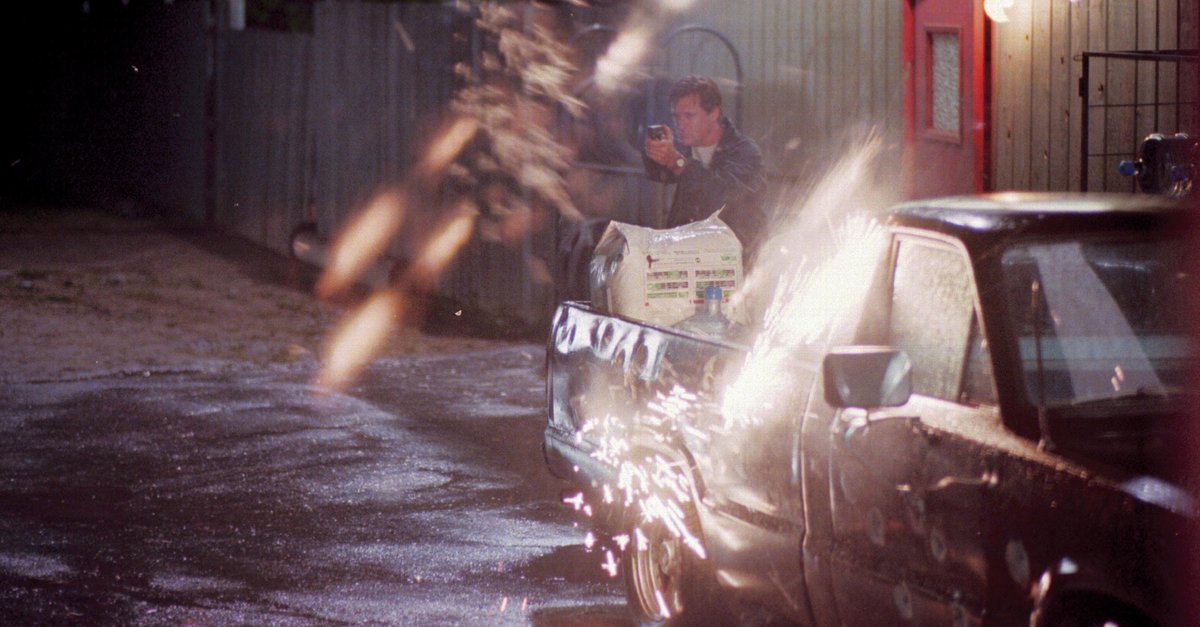 Ignition · Film 2001 · Trailer · Kritik