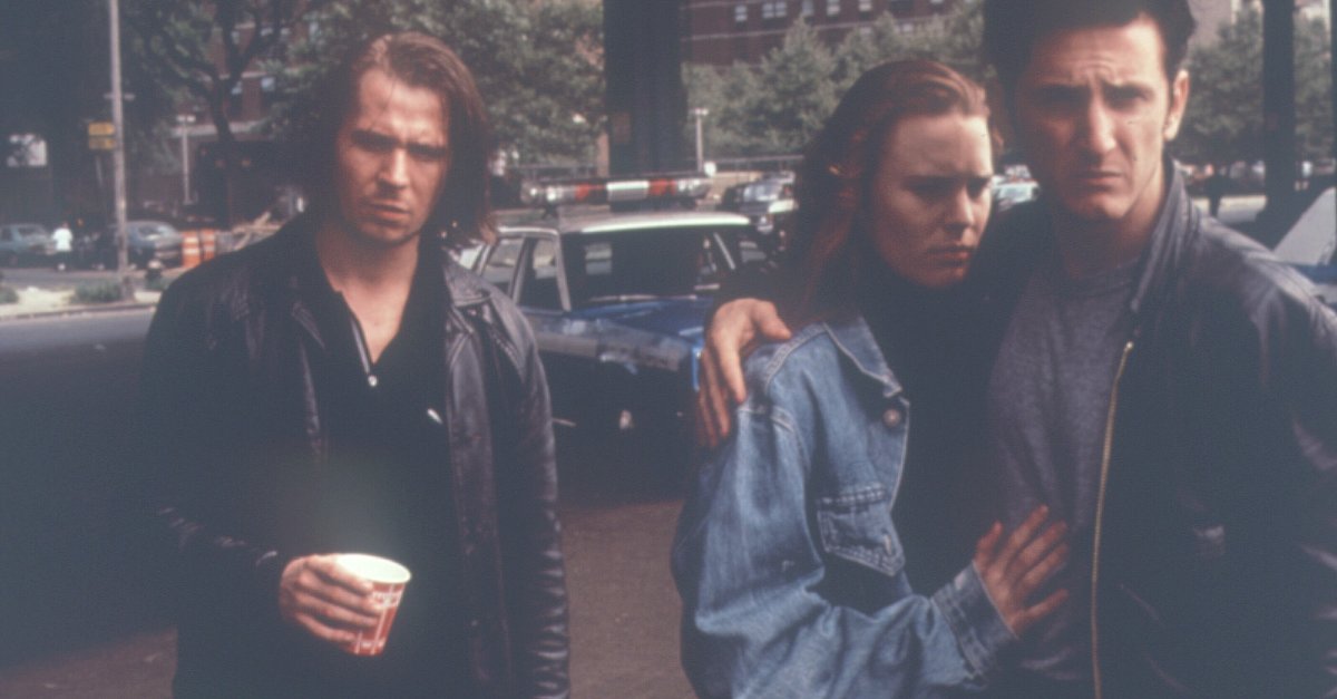 Im Vorhof der Hölle Film (1990) · Trailer · Kritik · KINO.de