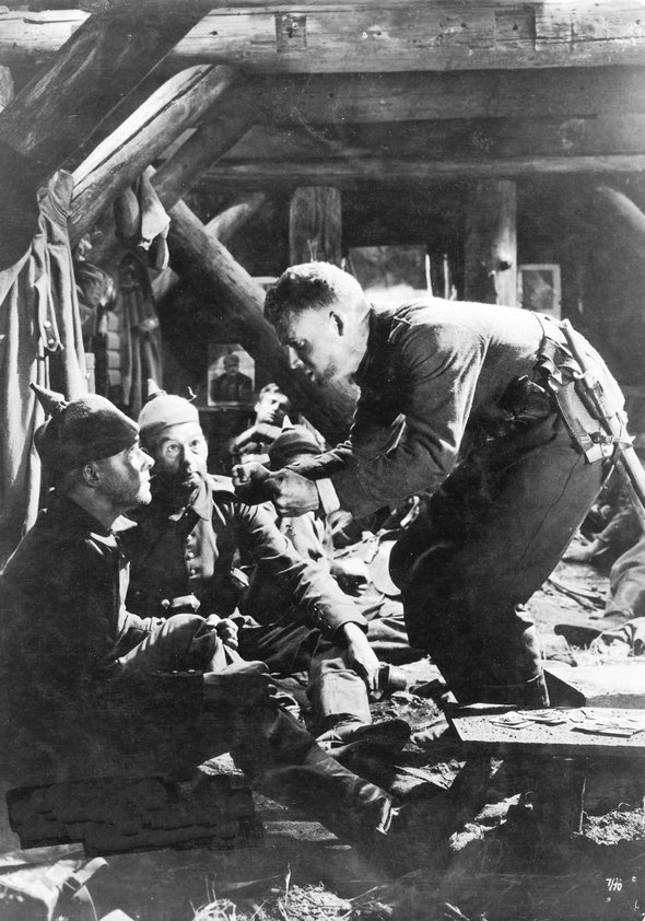 Im Westen Nichts Neues Film 1930 Stream Deutsch Im Westen nichts Neues Film (1930) · Trailer · Kritik · KINO.de
