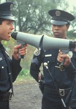 Poster  Police Academy 2 - Jetzt geht's erst richtig los