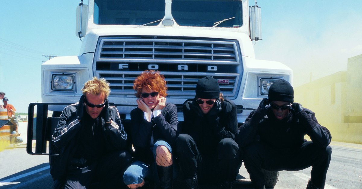 Riders · Film 2002 · Trailer · Kritik