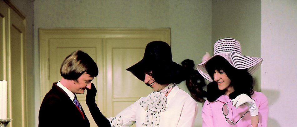 Wenn die tollen Tanten kommen · Film 1970 · Trailer · Kritik · KINO.de