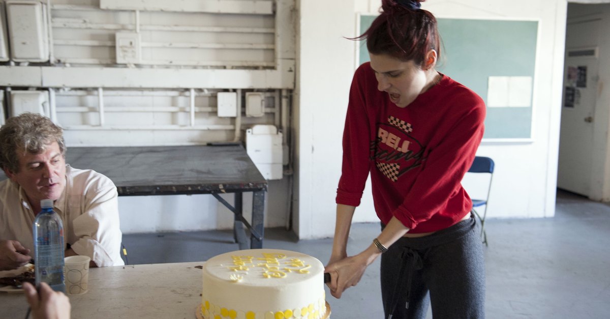 In a World · Film 2014 · Trailer · Kritik