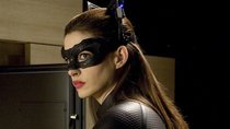 Anne Hathaway liebäugelt mit „Catwoman“
