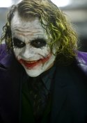 „The Dark Knight“: Die unglaubliche Wahrheit hinter Heath Ledgers Joker