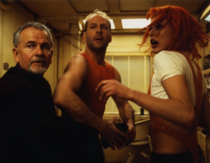Bruce Willis, Milla Jovovich und Ian Holm © Tobis Film
