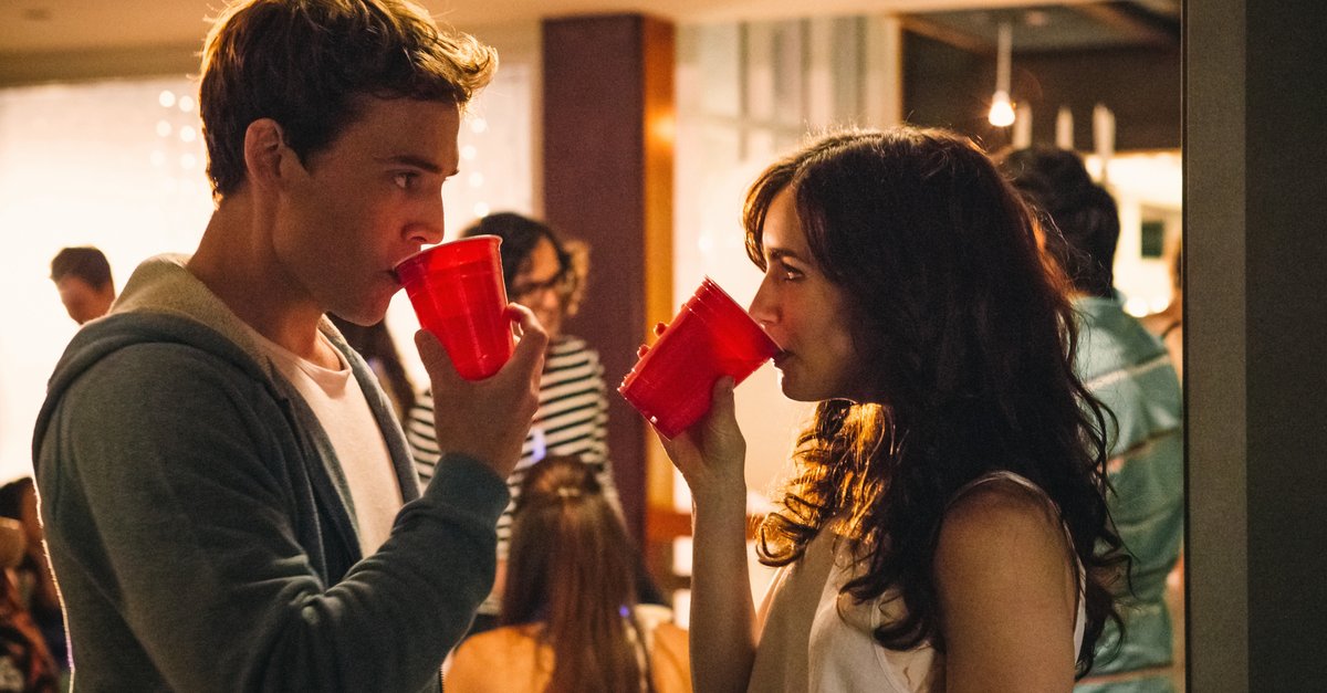Love, Rosie Für immer vielleicht · Film 2014 · Trailer · Kritik Love, Rosie Für immer vielleicht · Film 2014 · Trailer · Kritik