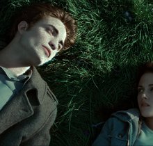 „Twilight“: Die 10 größten Geheimnisse – darum glitzern die Vampire