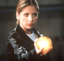 „Buffy – Im Bann der Dämonen“: So sehen die Stars der Serie heute aus