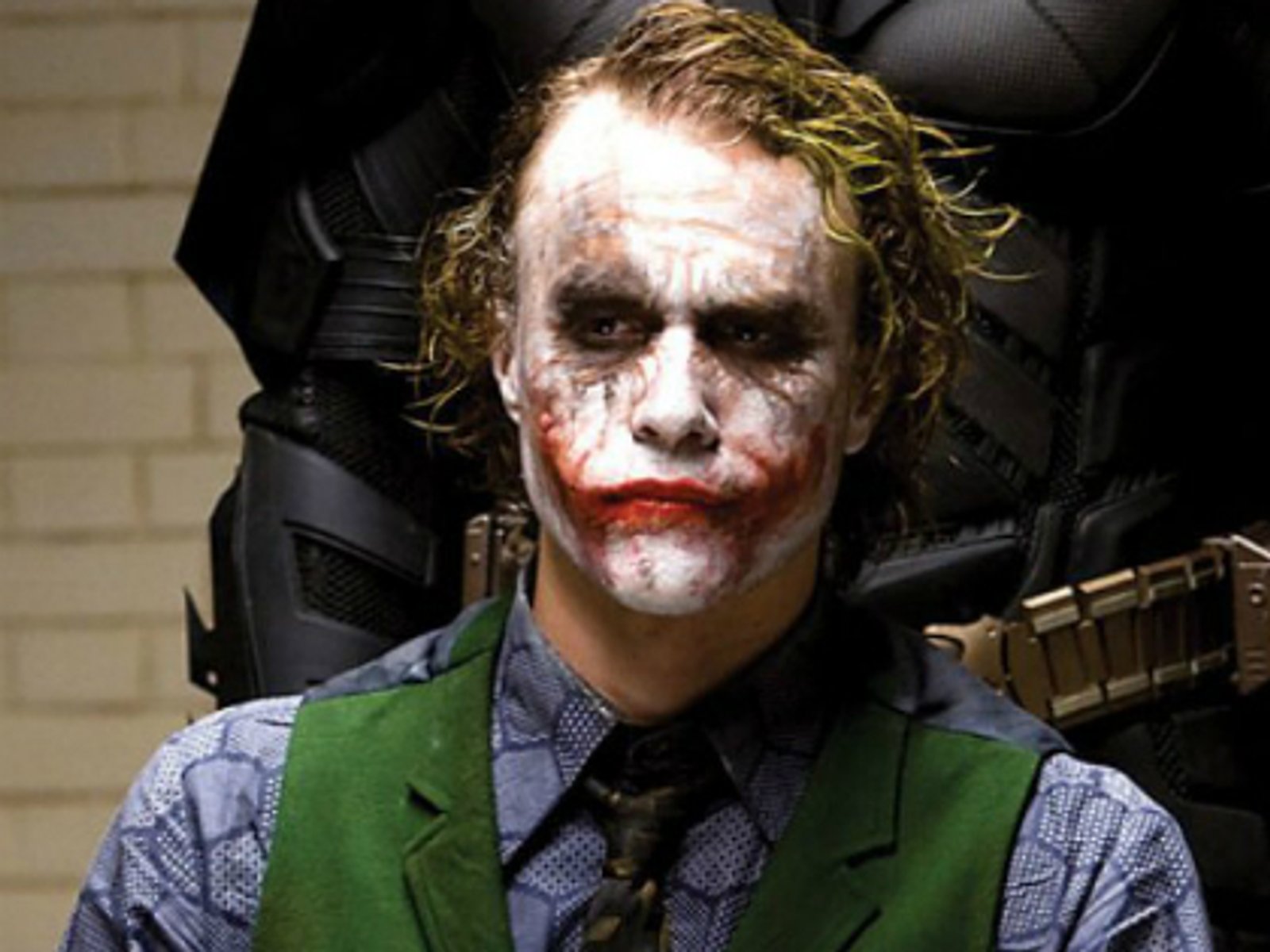 Pendentif Auto Joker Heath Ledger - Porte-bonheur Rétroviseur Inspiré De Batman The Dark Knight, Avec Cordon