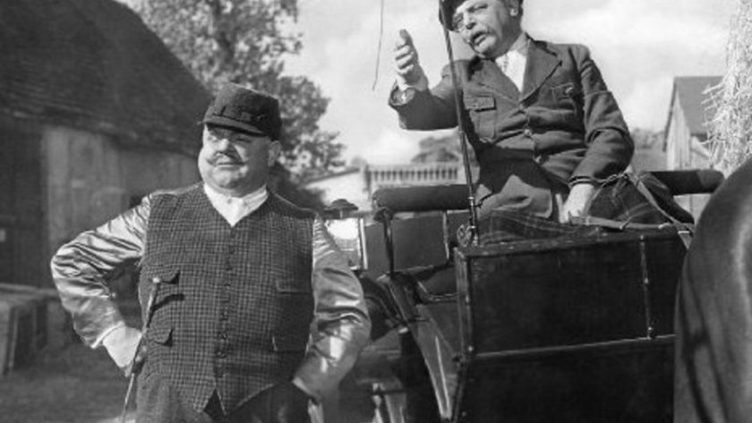 Hochzeit auf Bärenhof · Film 1942 · Trailer · Kritik