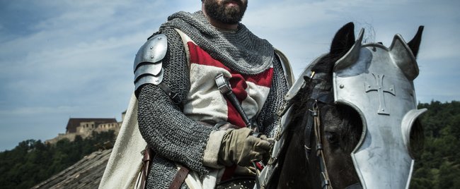 „Knightfall“: Für alle ohne EntertainTV – Bilder aus den ersten 3 Folgen!