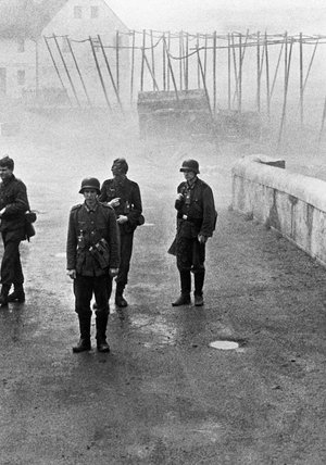 Die Brücke Film (1959) · Trailer · Kritik · KINO.de